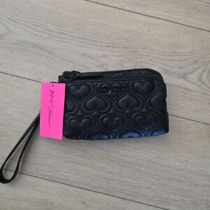 NWT Betsey Johnson Black Quilted Heart Wristlet